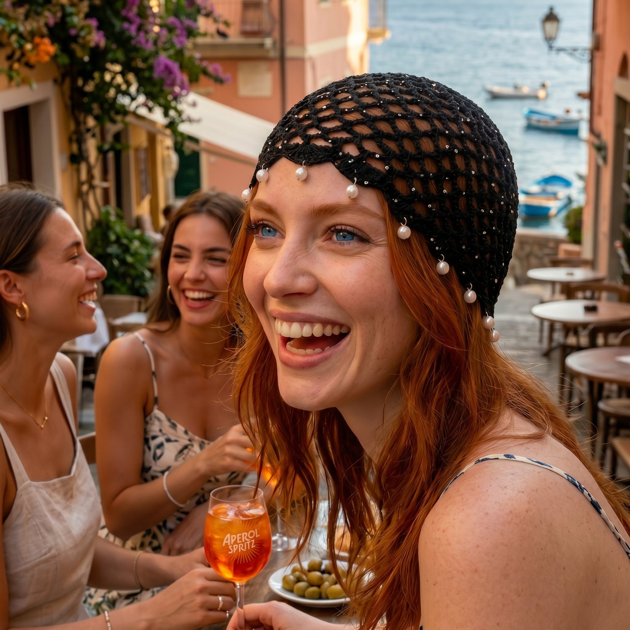 CAPPELLO IN RETE -  100% COTONE  - RICAMATO AD UNCINETTO